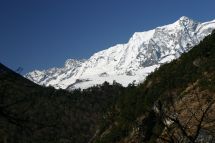 IMG_8157 Tengboche von fern und Schneegipfel.jpg